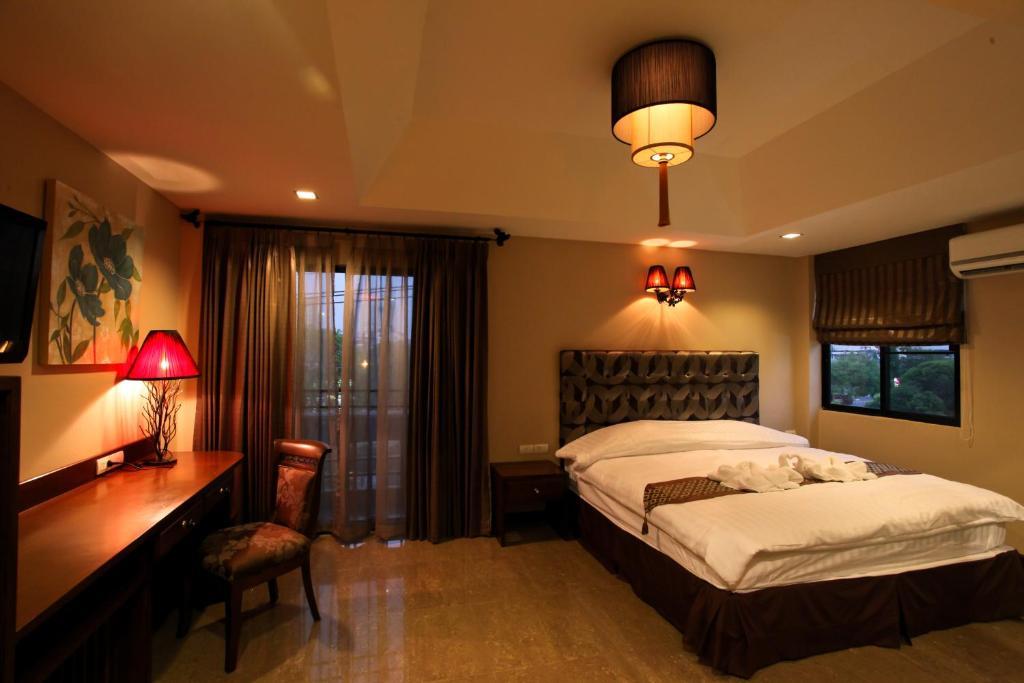 At Home At شيانغ ماي الغرفة الصورة